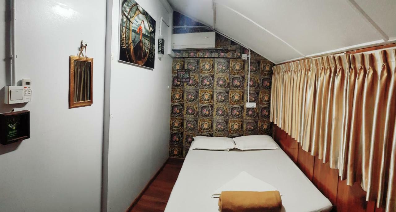 Hostel He-O Янгон Экстерьер фото